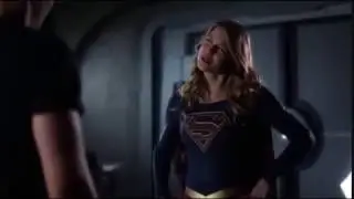 Kara & Mon-El | Sk8er Boi