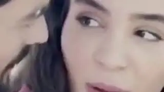 ВЕТРЕНЫЙ КАК РЕЯНА ОБНИМАЕТ МИРАНА