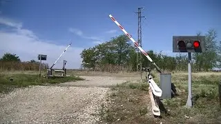 Spoorwegovergang Morava (Морава) (BG) // Railroad crossing // Железопътен прелез