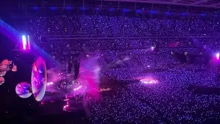 COLDPLAY (20/08/22) - MY UNIVERSE (Song by BTS and Coldplay) @ Wembley Stadium SATURDAY