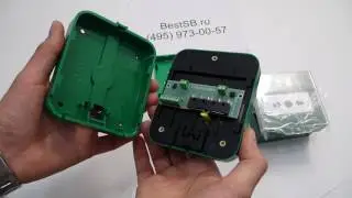 Кнопка аварийного открытия двери