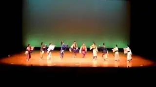 Akemi Nix performs OYAKOZISHI Dance