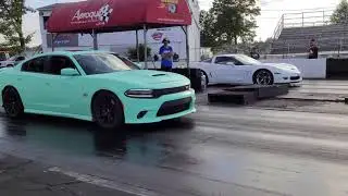 Challenger vs Vette