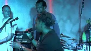 Malzeit Club Band - When love takes over