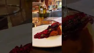 Чизкейк с ягодами, Il Forno. #shortvideo #shorts #eating