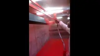 как наноситься сухая краска на метал