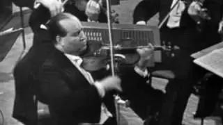 David Oistrakh - Bach Violin Concerto in A minor (2nd mvt.)