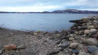 Прогулка по берегу Кольского залива в Мурманской области