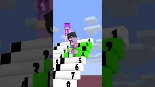 HELP APHMAU PLAY THE DANCE STAIRS RACE WITH ZOEY #memes #shorts