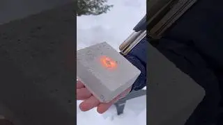 Проверил, как материал Thermolock выдерживает огонь