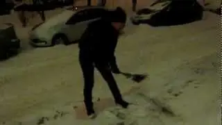спасает Россию от гибели 2012 (конец света)