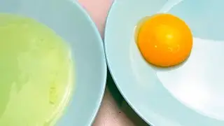 Quickest Way to Separate Egg Yolk from Egg White | Kitchen Hack