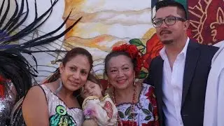 Mariachis' welcome Our Lady of Guadalupe Mural in Boyle Heights (Los Angeles)
