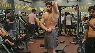Creating a normal/natural looking aesthetic physique June 14 2023 lights on