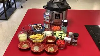 Cooking Italian Vegetable Stew (Español)