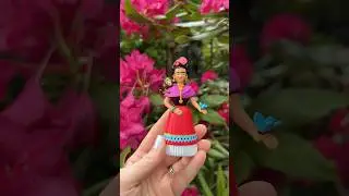 Frida Kahlo design Toy #art #design #toys