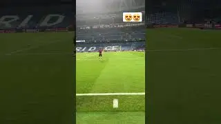 Del Piero admiring Phil Foden 🤩🇮🇹🏴󠁧󠁢󠁥󠁮󠁧󠁿  