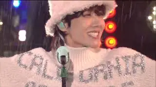 J-hope Performance = (equal sign), Chicken Noodle Soup y Butter (Holiday Remix) New Year