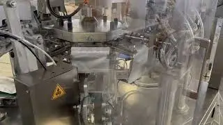 Automatic nuts candied fruit bag given type packing machine