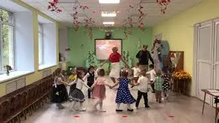 Танец грибочков, в детском саду. Младшая группа