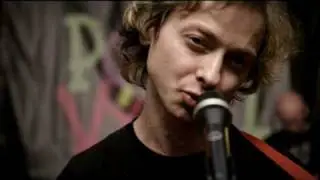 POSLEDNÍ VÝSTŘEL - Rozhodně nečekejte sex! (Official Video)