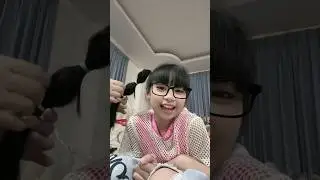 แม่ทำผมอยู่นะวีว่า #น้องวีว่า  #tiktok #shorts #wiwawawowtv #เต้นกับshorts