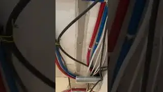 Разводка воды по потолку. Горячая и холодная вода по потолку это шок.
