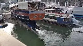 Tekne nasıl denize iner (TERSANE GÜNLÜKLERİ)