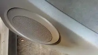 Снимаем дверные карты.  Mitsubishi Outlander 2003