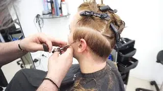 BLONDE WOMEN GOES TO SHORT UNDERCUT PIXIE