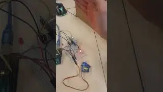 Arduino, ultrasonic, LED, servo