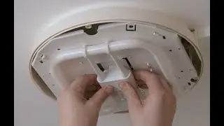 How to change a bathroom light bulb