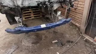 Поставил ланжероны на место ,накинул морду ресталинг на Mersedes sprinter  восстановление.