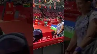 Ribka Sugiarto / Lanny Tria Mayasari & Ashwini Ponnappa / T. Crasto entering the court #badminton