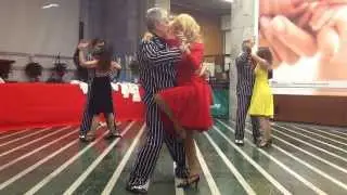 Old Style Swing Ballet balla per Telethon