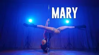 Mary @_marypoles_