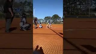 Legit switch hitter!! ⚾️ 