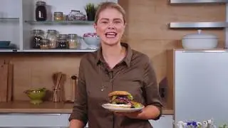 Griechischer Burger mit Rinder-Hacksteak | eismann feat Foodistas | Rezept
