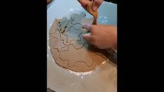 Имбирно-медовые пряники на Рождество)