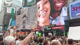 Митинг в поддержку Навального в Нью Йорке June 4, 2023