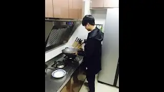 王俊凯北京合租室友曝光，小凯透露两人的相处方式，是直男没错了