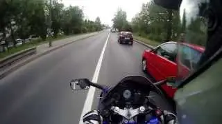 Обижаем красные машинки