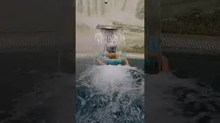Я в басейні😃😊 