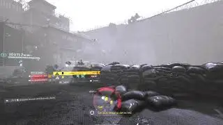 Ustranna taking advantage of his team mate TheFighter-001  using new invisible bug.
