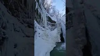 В 150 км от Краснодара - на водопадах Руфабго сейчас волшебная красота 😍 #красота #путешествия #мир