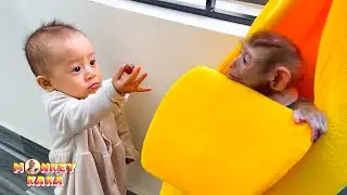 Baby Diem is so cute always sharing food with Monkey Kaka