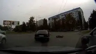 Одесса 30/09/13 14 часов Дом мебели водитель мопеда не прав!