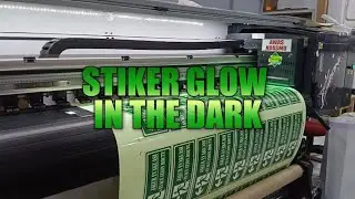 Stiker Glow In The Dark RONIta Digital Printing