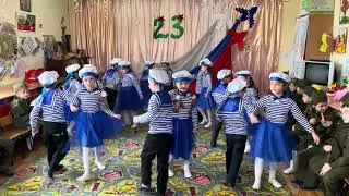 Танец Яблочко
