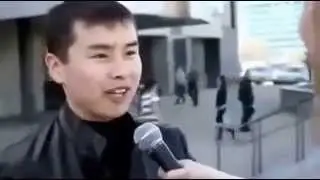 Девушки одевают короткие юбки!! смотреть всем!!